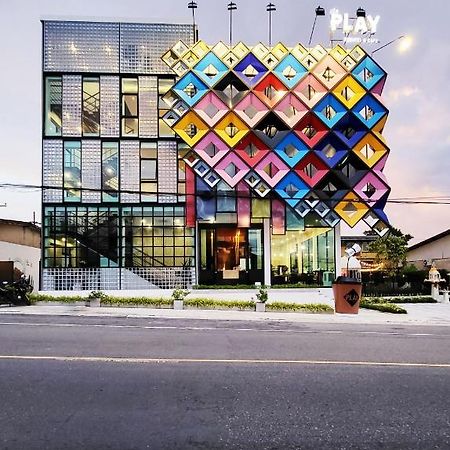 Play Poshtel & Cafe' Hotel Krabi Exterior photo